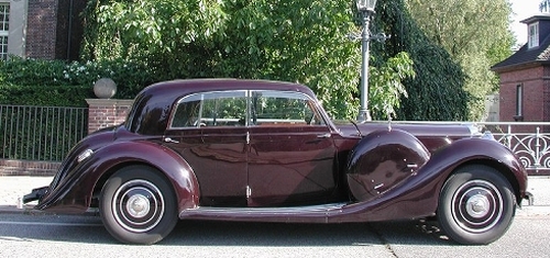 Lagonda V 12 (1939)